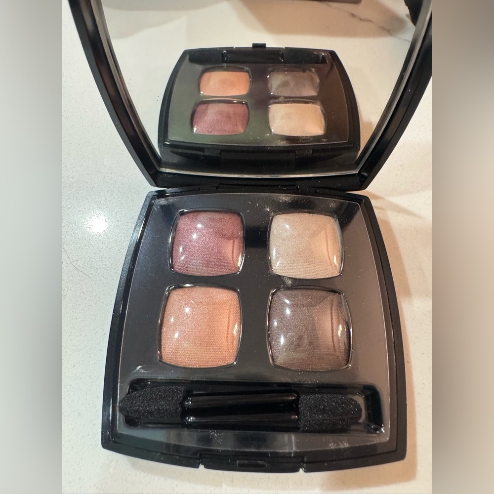 CHANEL Les 4 Ombres Eyeshadow Palette NIB